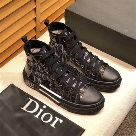 precio de tenis dior hombre|Dior sneakers for men.